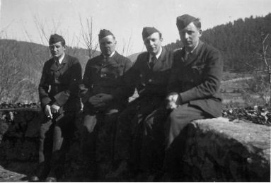 André Kuhn en uniforme français en 1939 André Kuhn en uniforme français en 1939