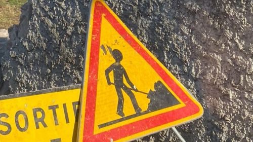 Route EDF barrée jusqu'à la fin des inondations